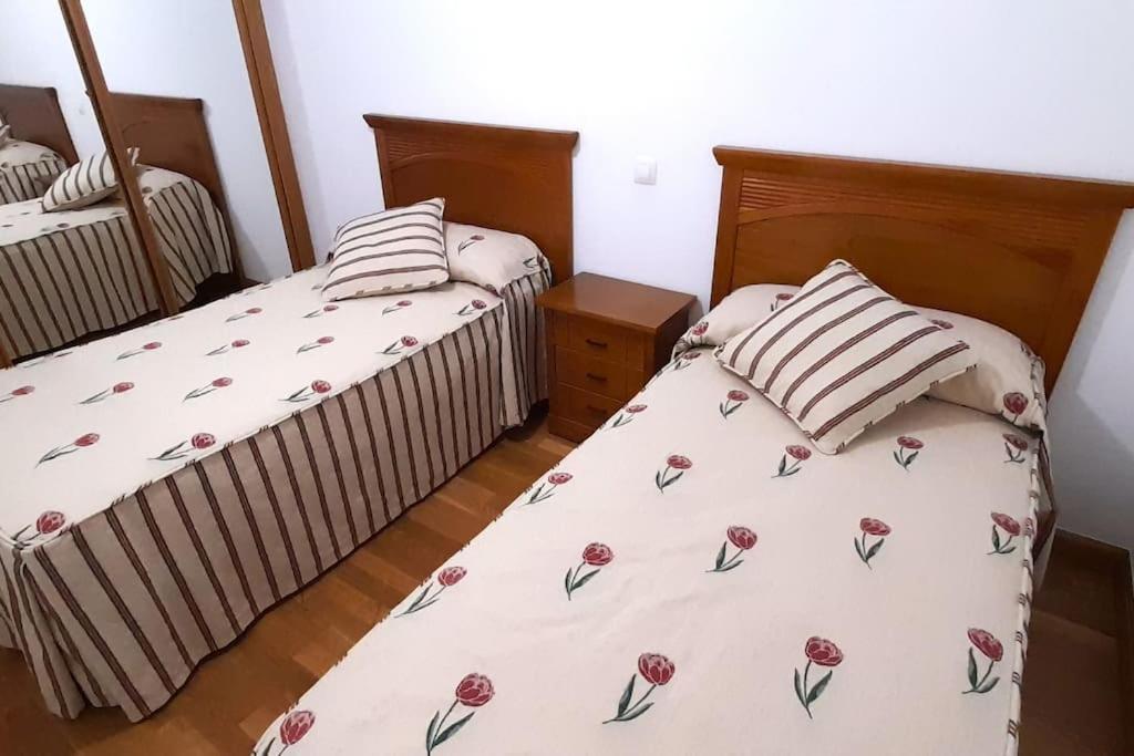 Apartamento Vistas Al Mar Con Piscina Y Terraza Foz Εξωτερικό φωτογραφία